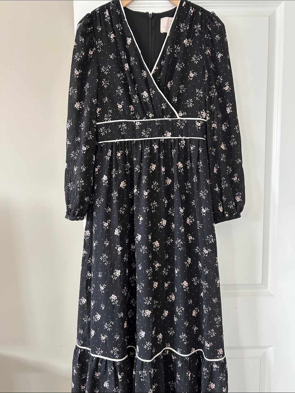 Anthro Gal Meets Glam Maxi Dress Sz 2 w MEASUREMENTS Floral Print V-Neck Black - Picture 2 of 13